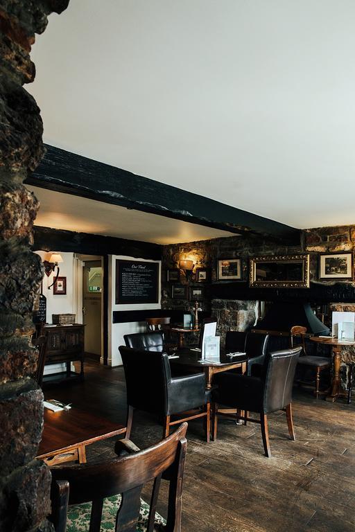 Rose And Crown 호텔 포스콜 외부 사진